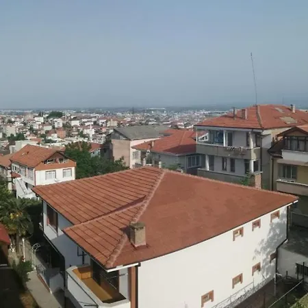 Hippi House